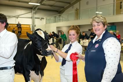 Eleanor Fisher winner of the handling class 602